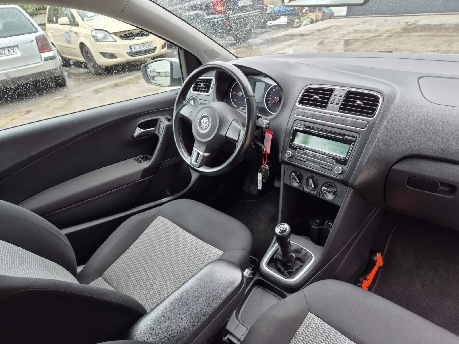 VW Polo 1.2 BLUE MOTION - изображение 9