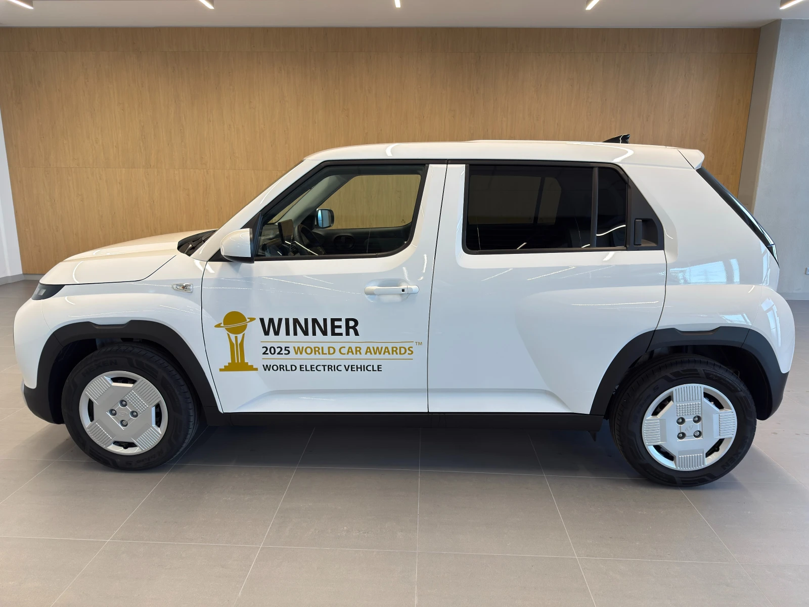 Hyundai Inster BUSINESS 49 kWh - изображение 2