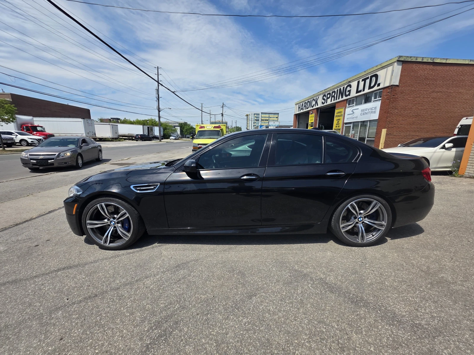 BMW M5 CARFAX АВТО КРЕДИТ  - изображение 8