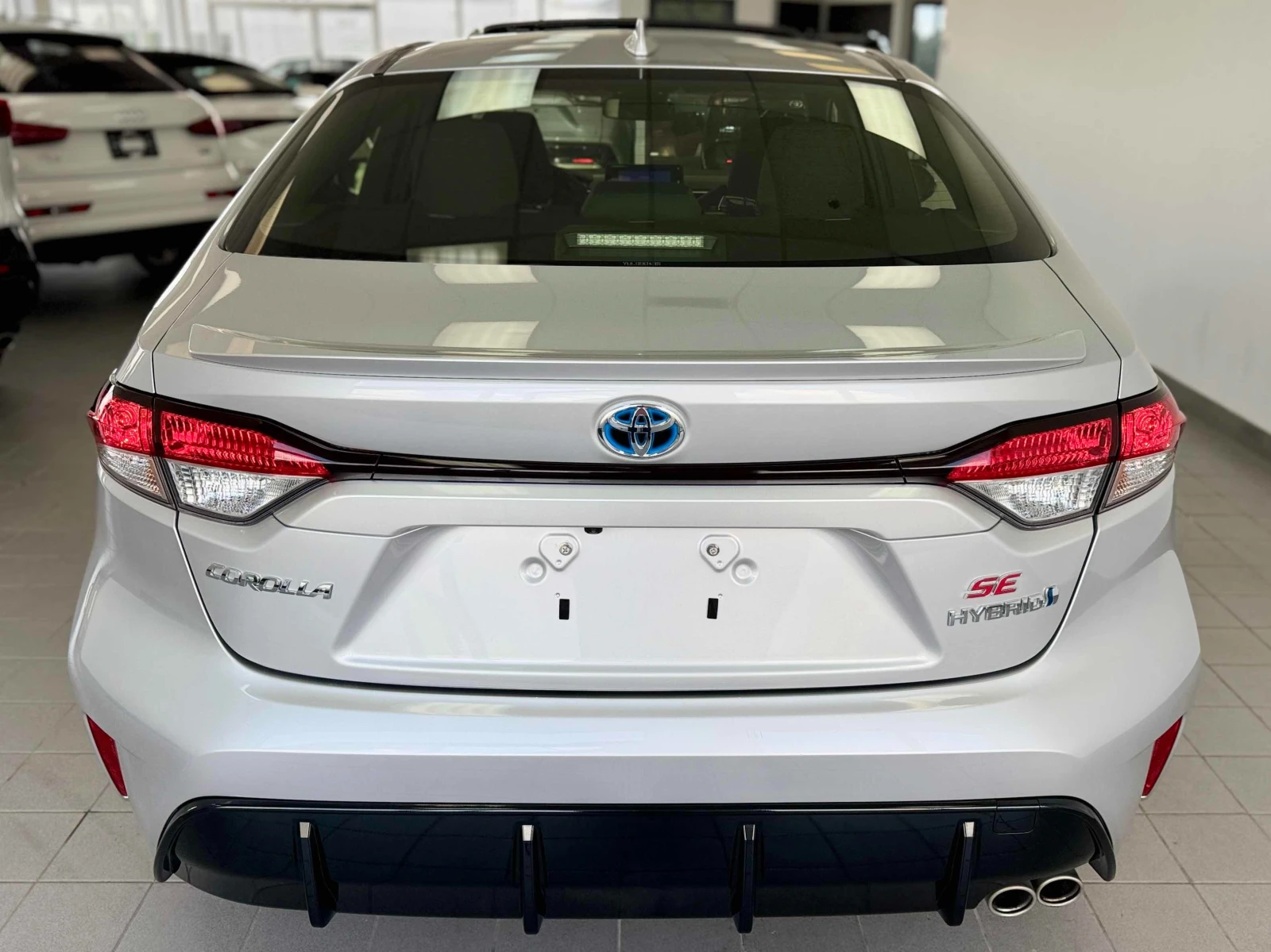 Toyota Corolla Hybrid * * CARFAX * * АВТО КРЕДИТ * *  - изображение 4