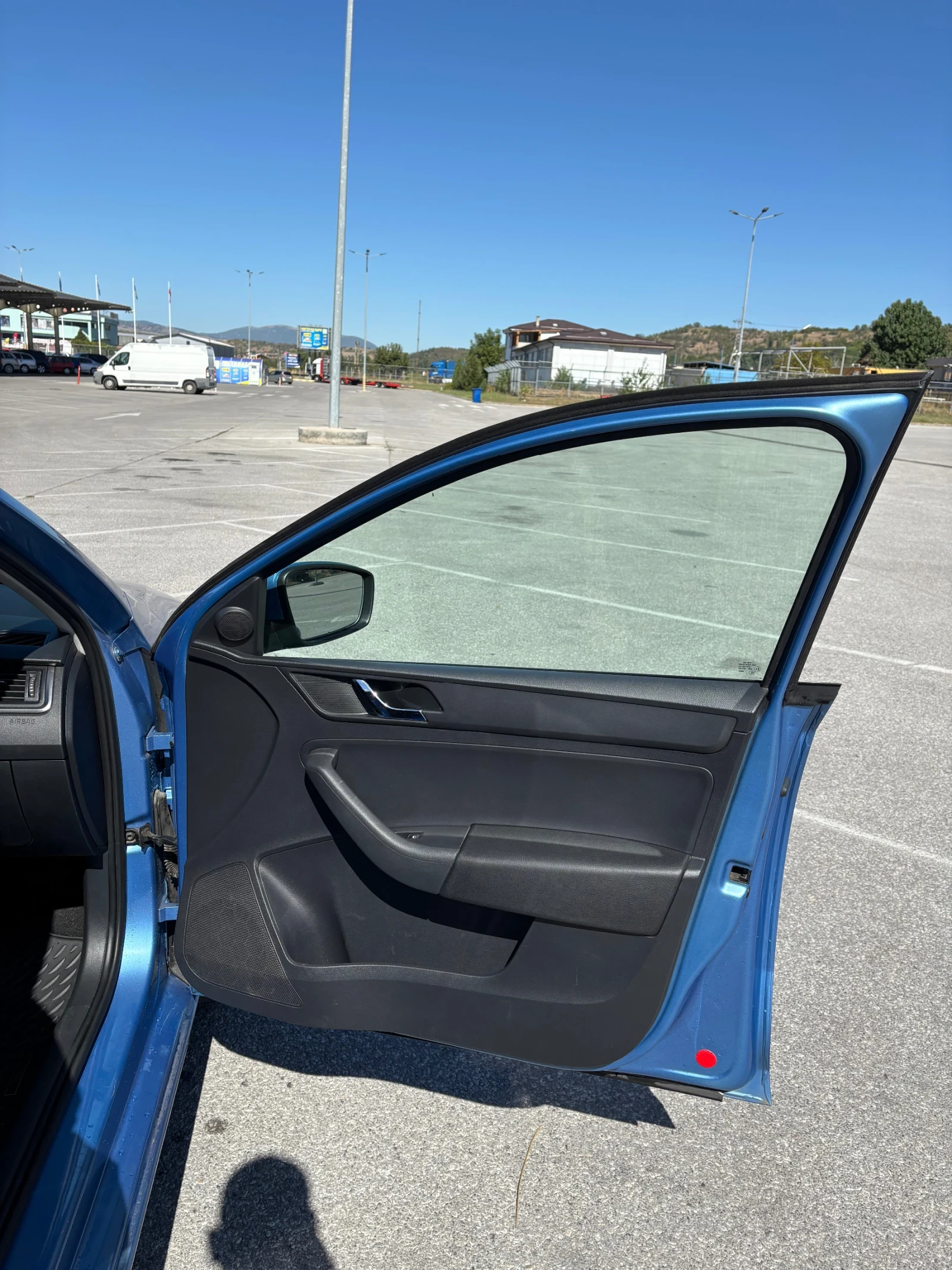 Skoda Rapid | Mobile.bg   12