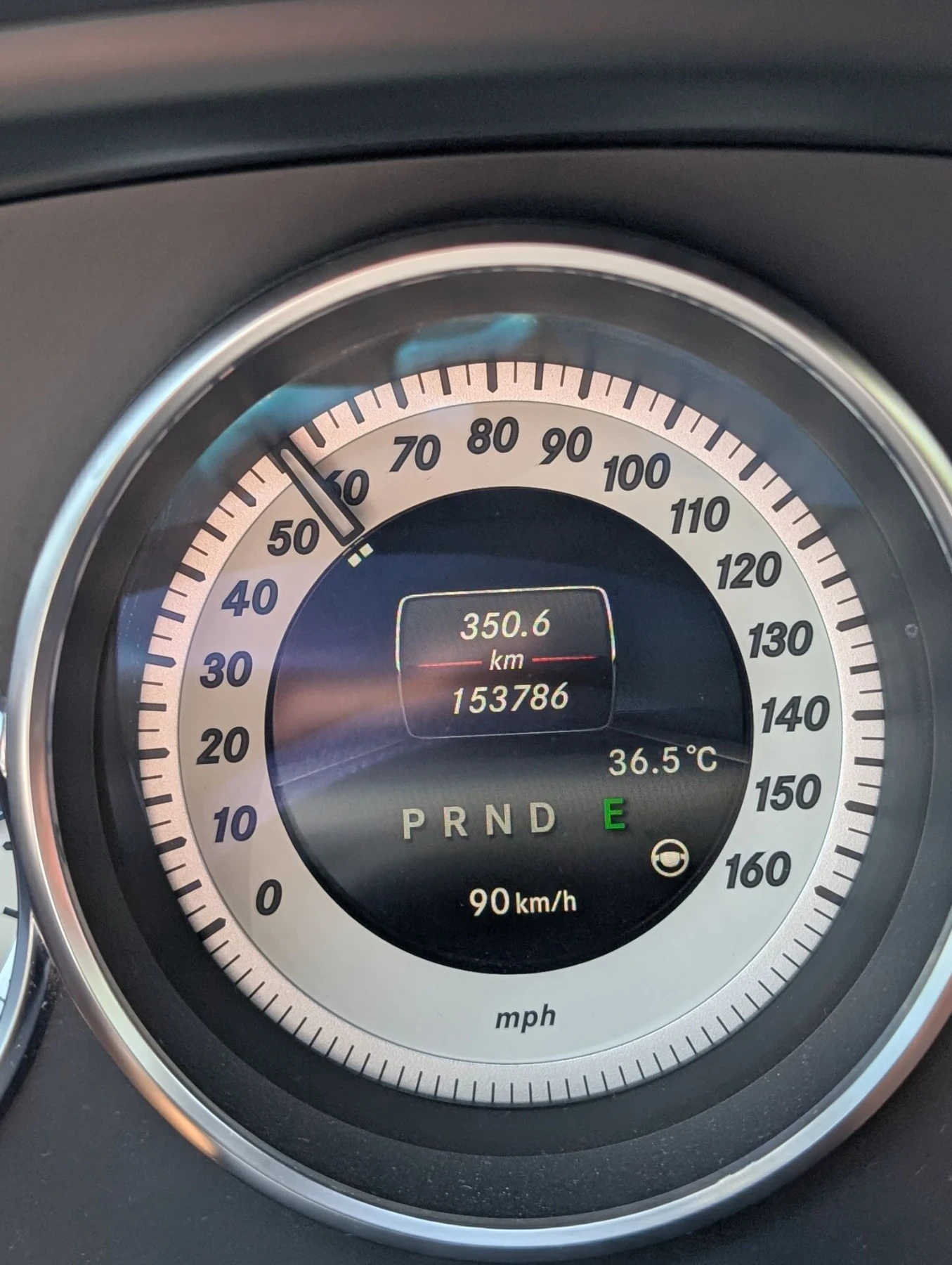 Mercedes-Benz CLS 550 RWD, снимка 6 - Автомобили и джипове - 52898467