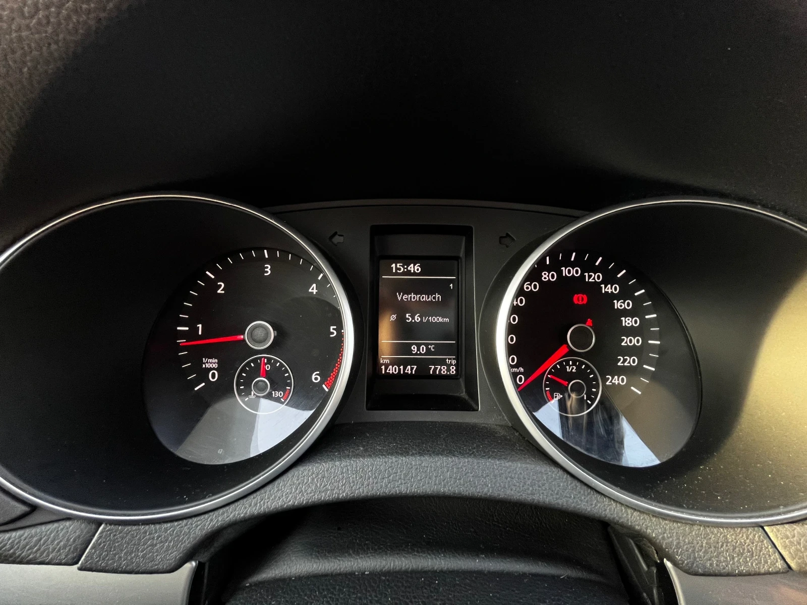 VW Golf 1.6TDI 105 EU5, 140000,   | Mobile.bg   11