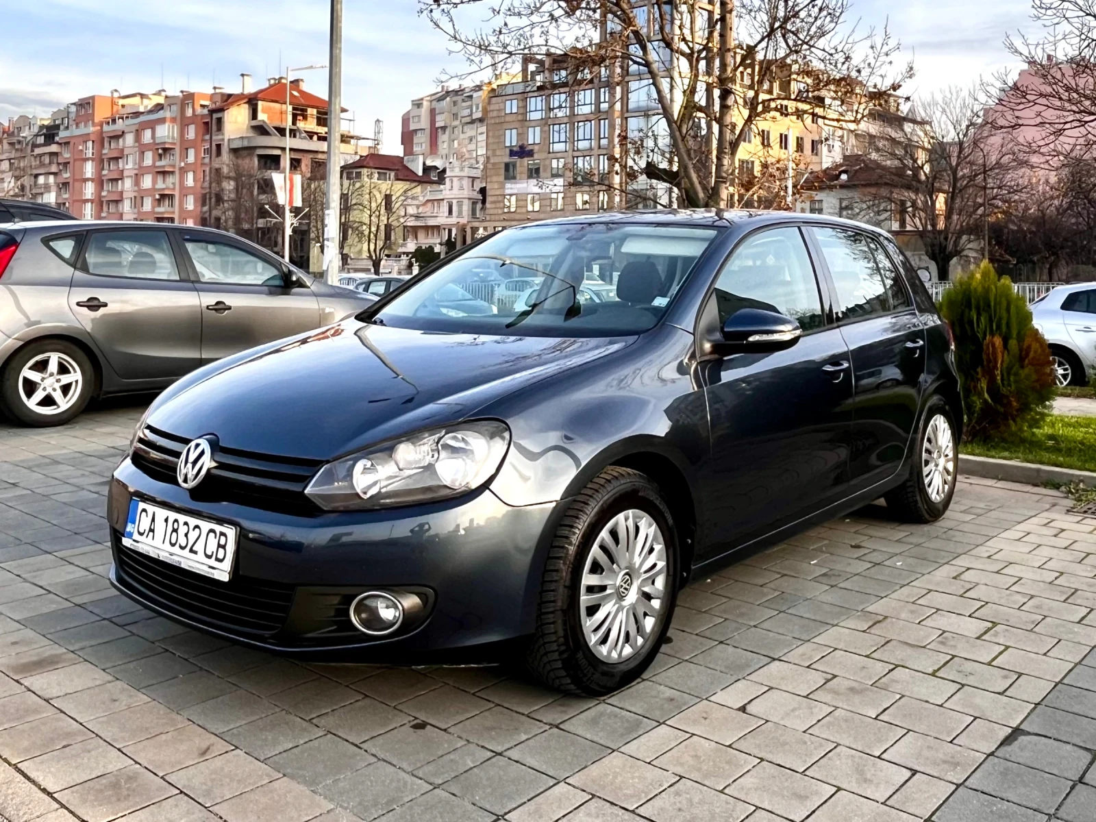 VW Golf 1.6TDI 105 EU5, 140000,   | Mobile.bg   3