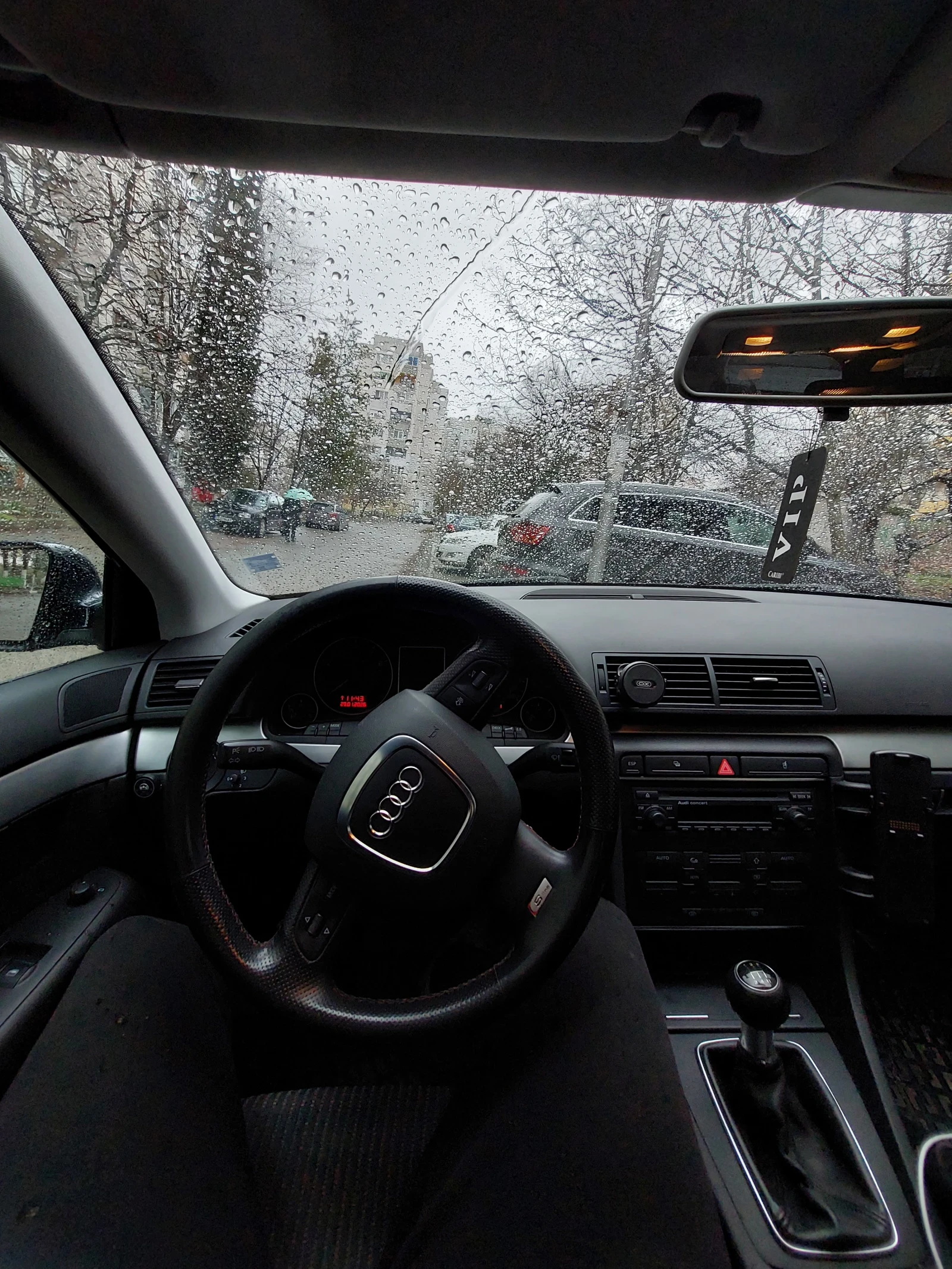 Audi A4  - изображение 5