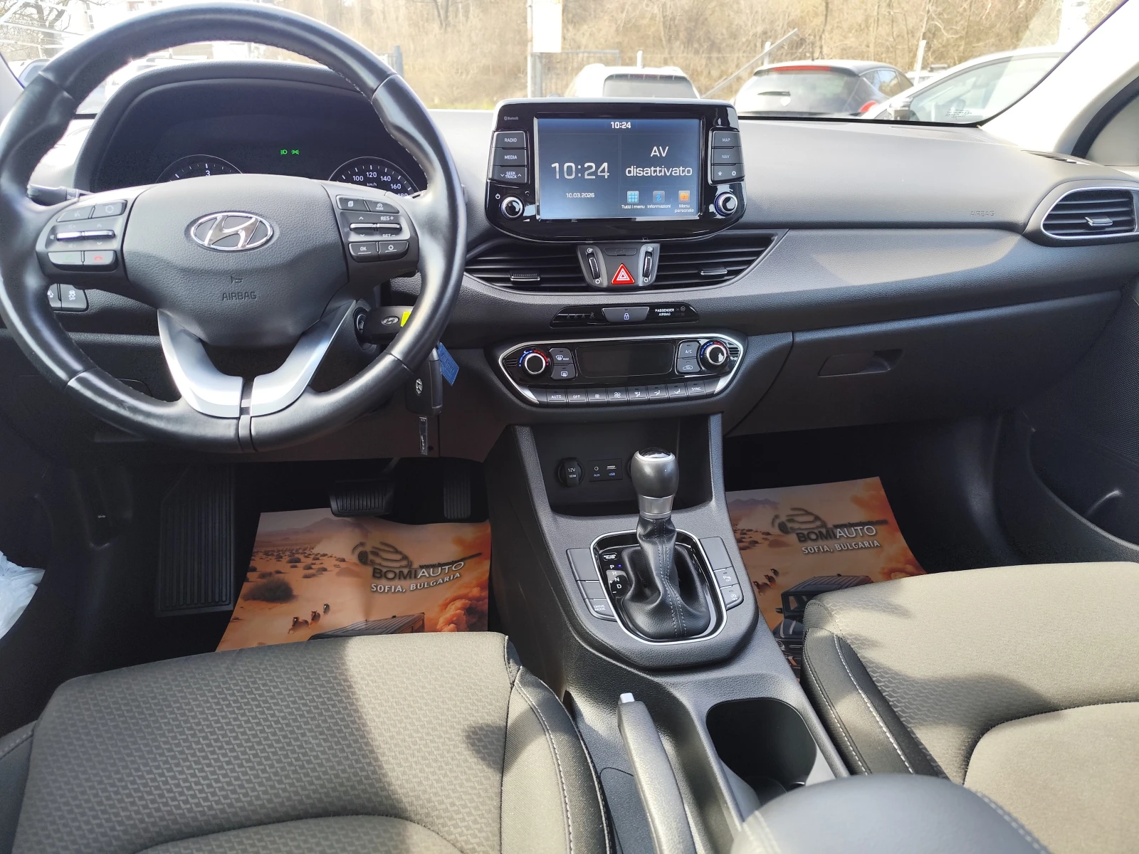 Hyundai I30 1.6CRDi* АВТОМАТИК* LED/XENON* EURO6B* , снимка 8 - Автомобили и джипове - 53782167
