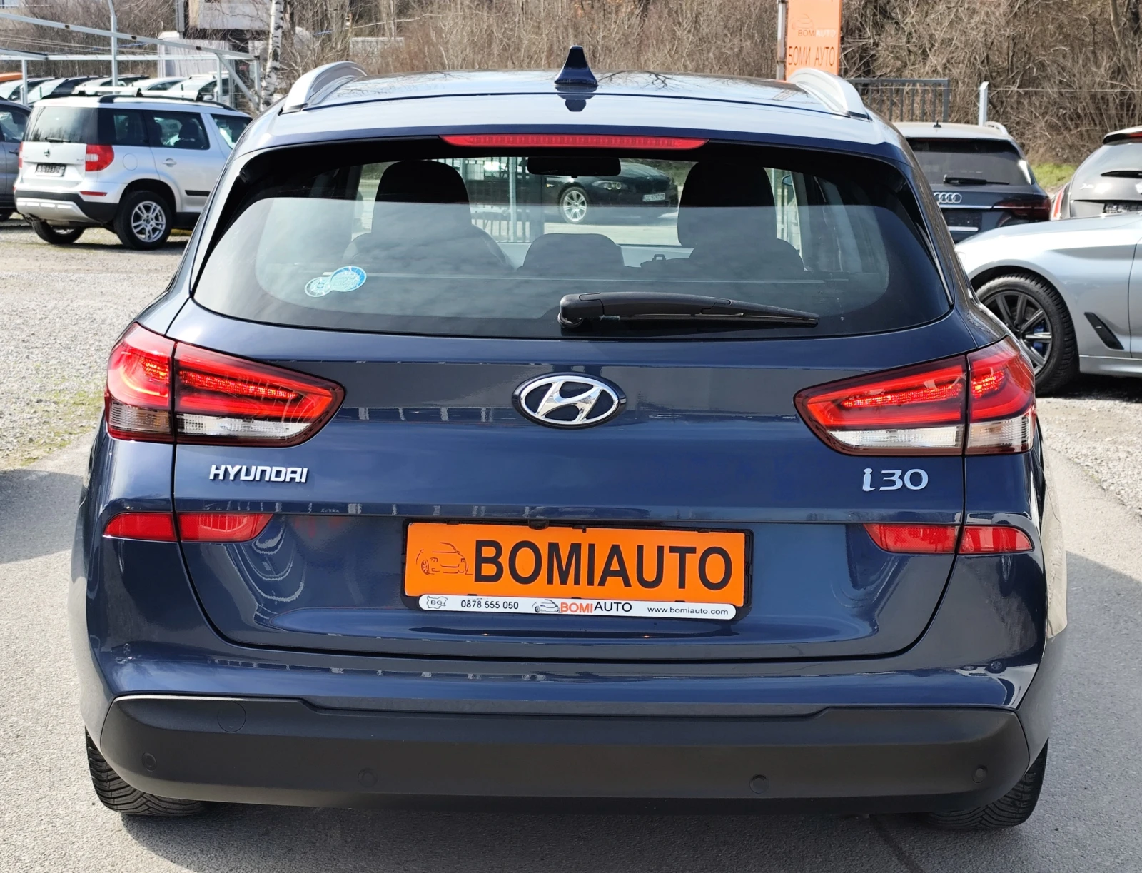 Hyundai I30 1.6CRDi* АВТОМАТИК* LED/XENON* EURO6B* , снимка 5 - Автомобили и джипове - 53782167
