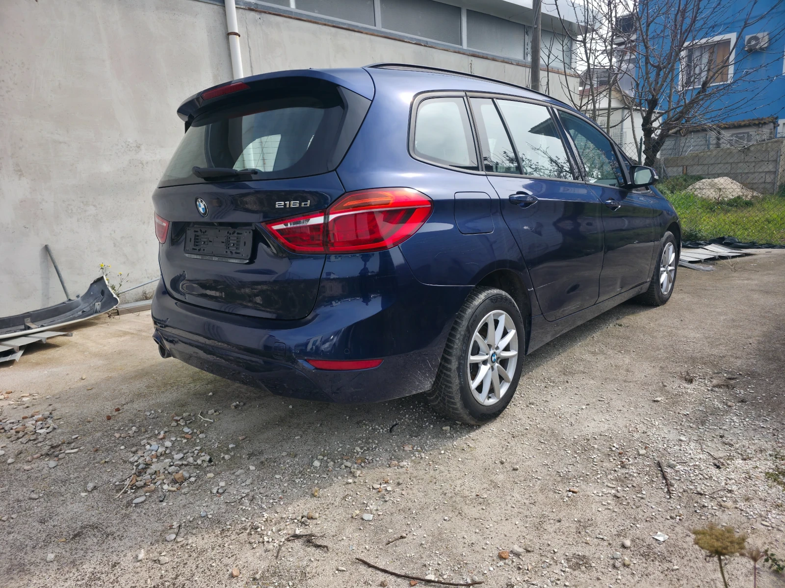 BMW 2 Gran Tourer 1.6d 7местен, снимка 6 - Автомобили и джипове - 54045832