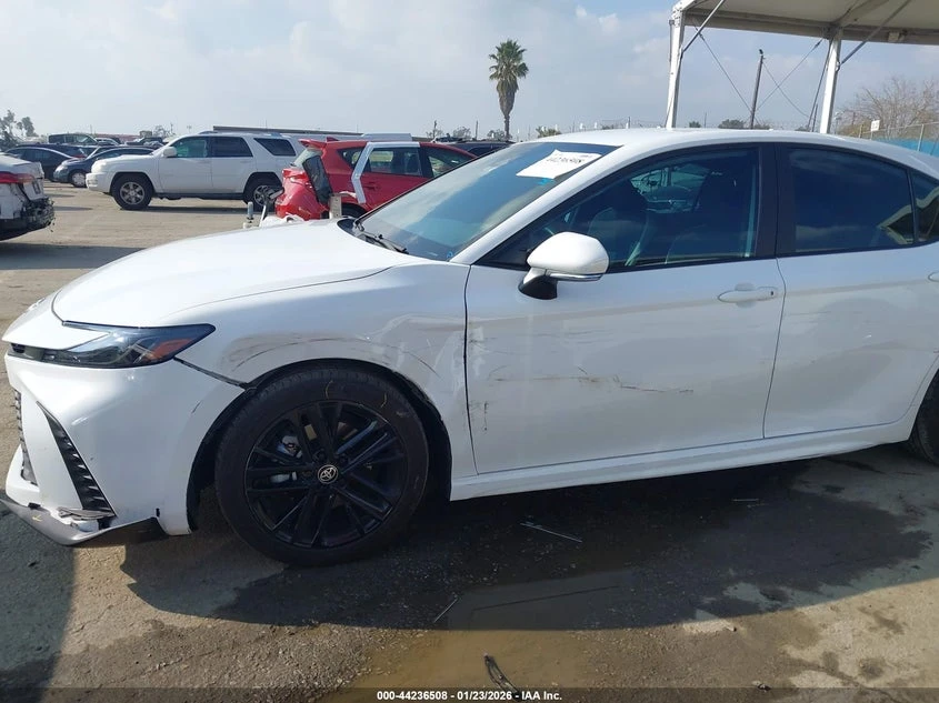 Toyota Camry 2.5l Se, снимка 6 - Автомобили и джипове - 54121828