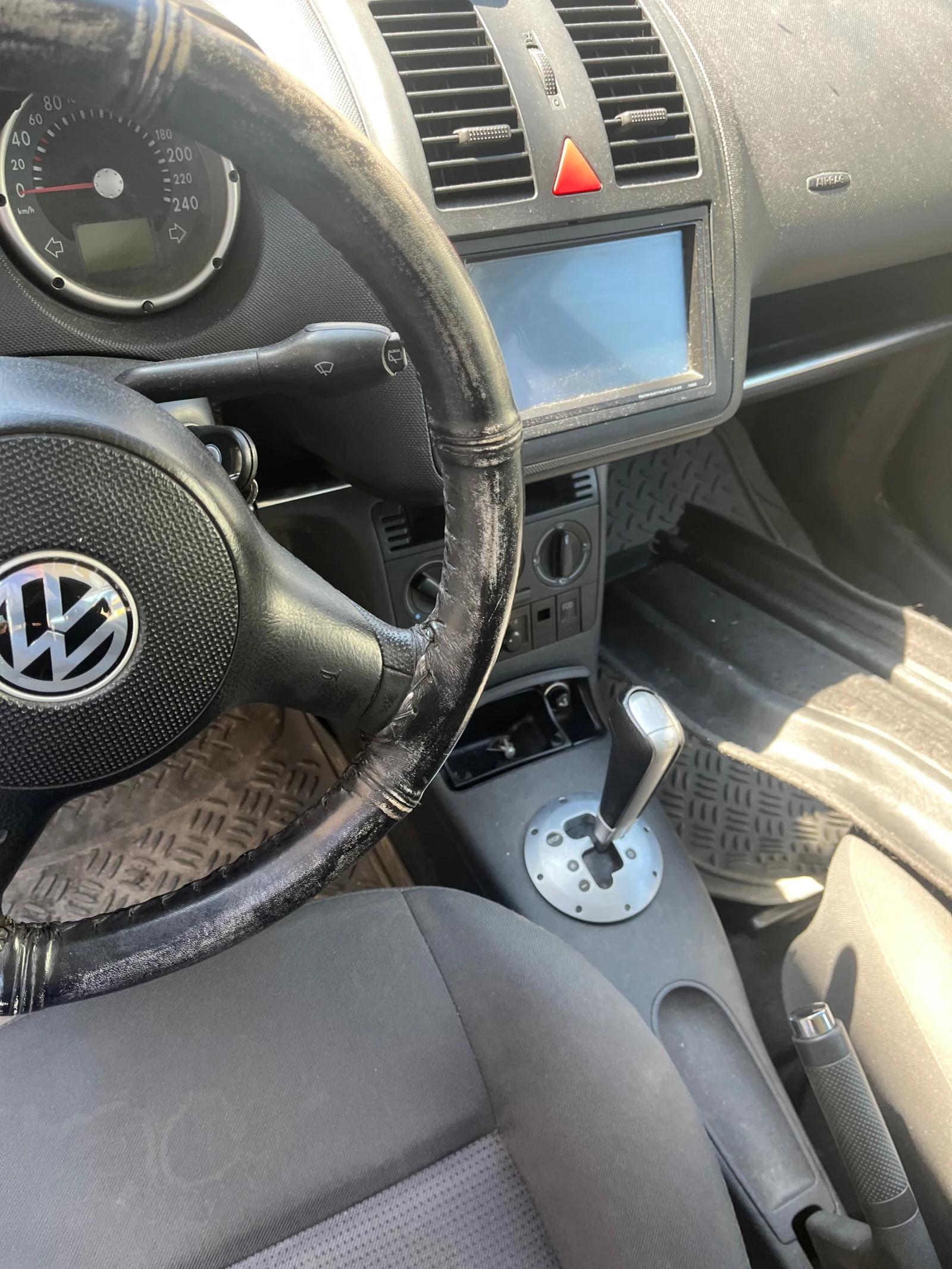 VW Lupo 1.4 tsi, снимка 6 - Автомобили и джипове - 54302449