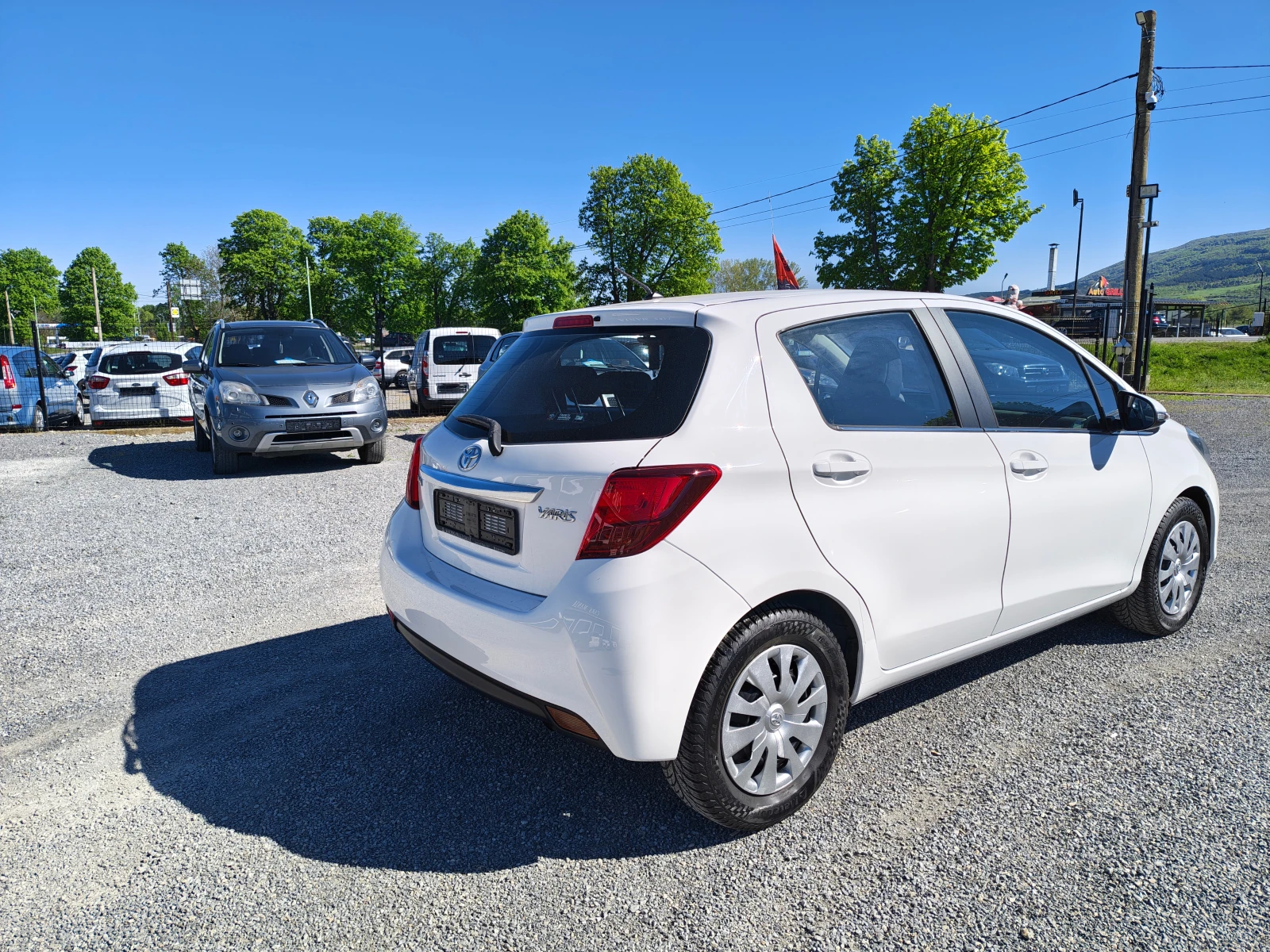 Toyota Yaris 1.0 I | Mobile.bg � ����������� 4