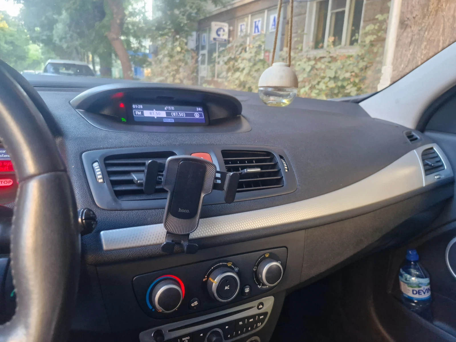 Renault Megane, снимка 8 - Автомобили и джипове - 54546947