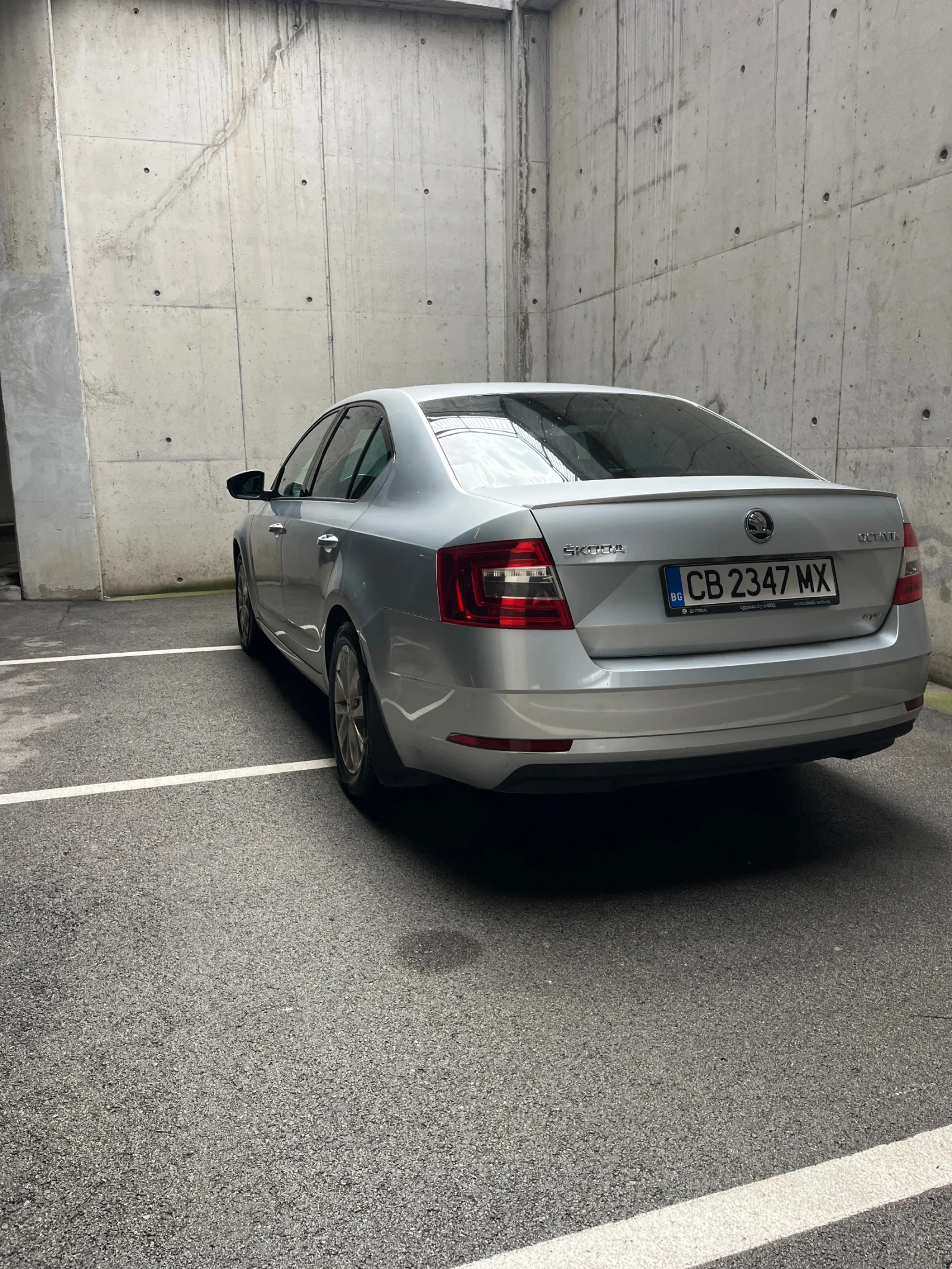 Skoda Octavia, снимка 7 - Автомобили и джипове - 54698760
