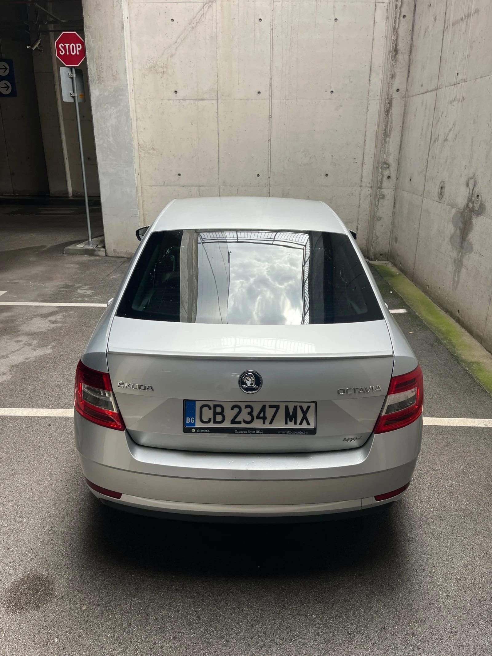 Skoda Octavia, снимка 9 - Автомобили и джипове - 54698760