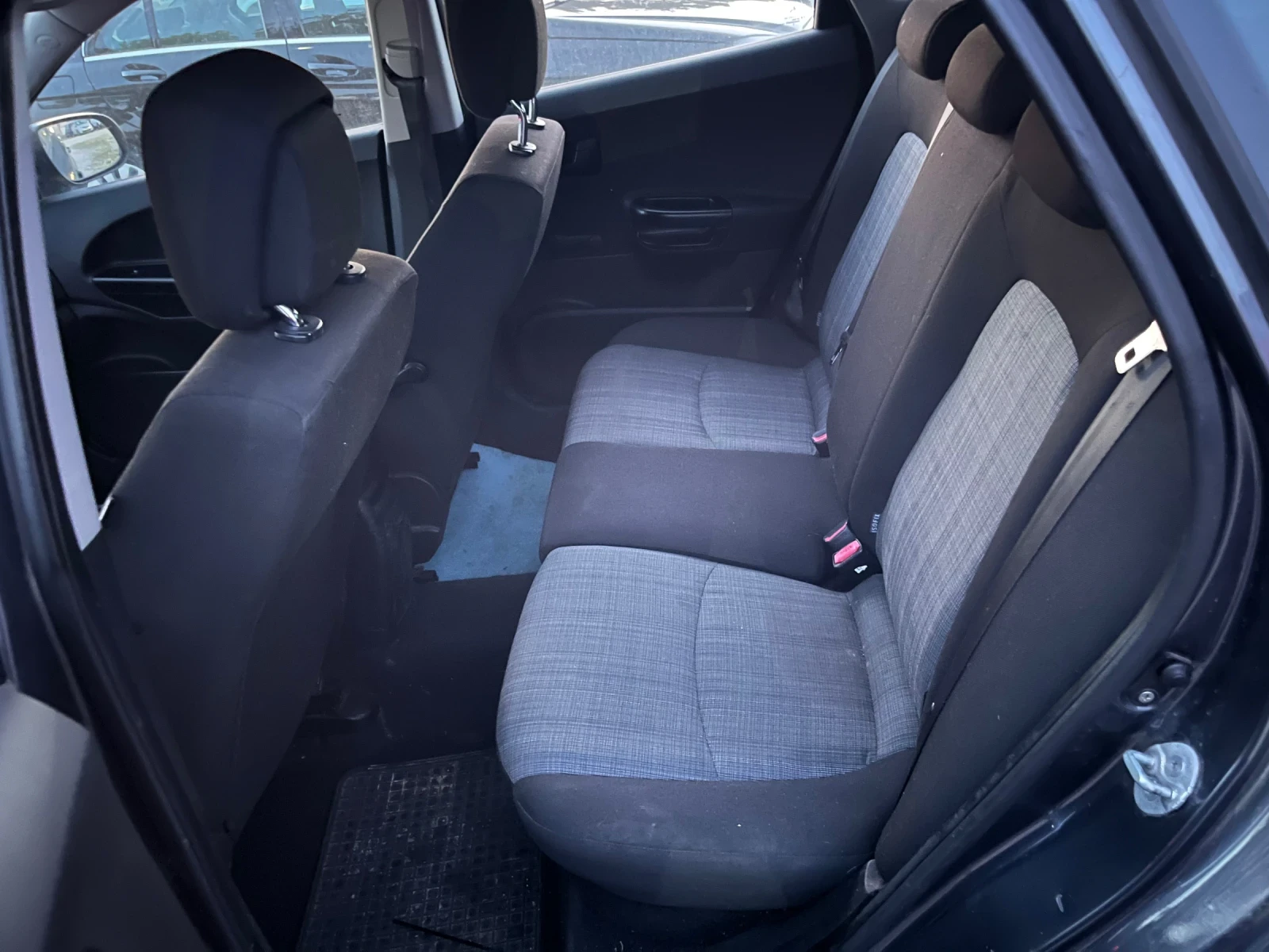 Kia Ceed 1.6crdi | Mobile.bg � ����������� 6