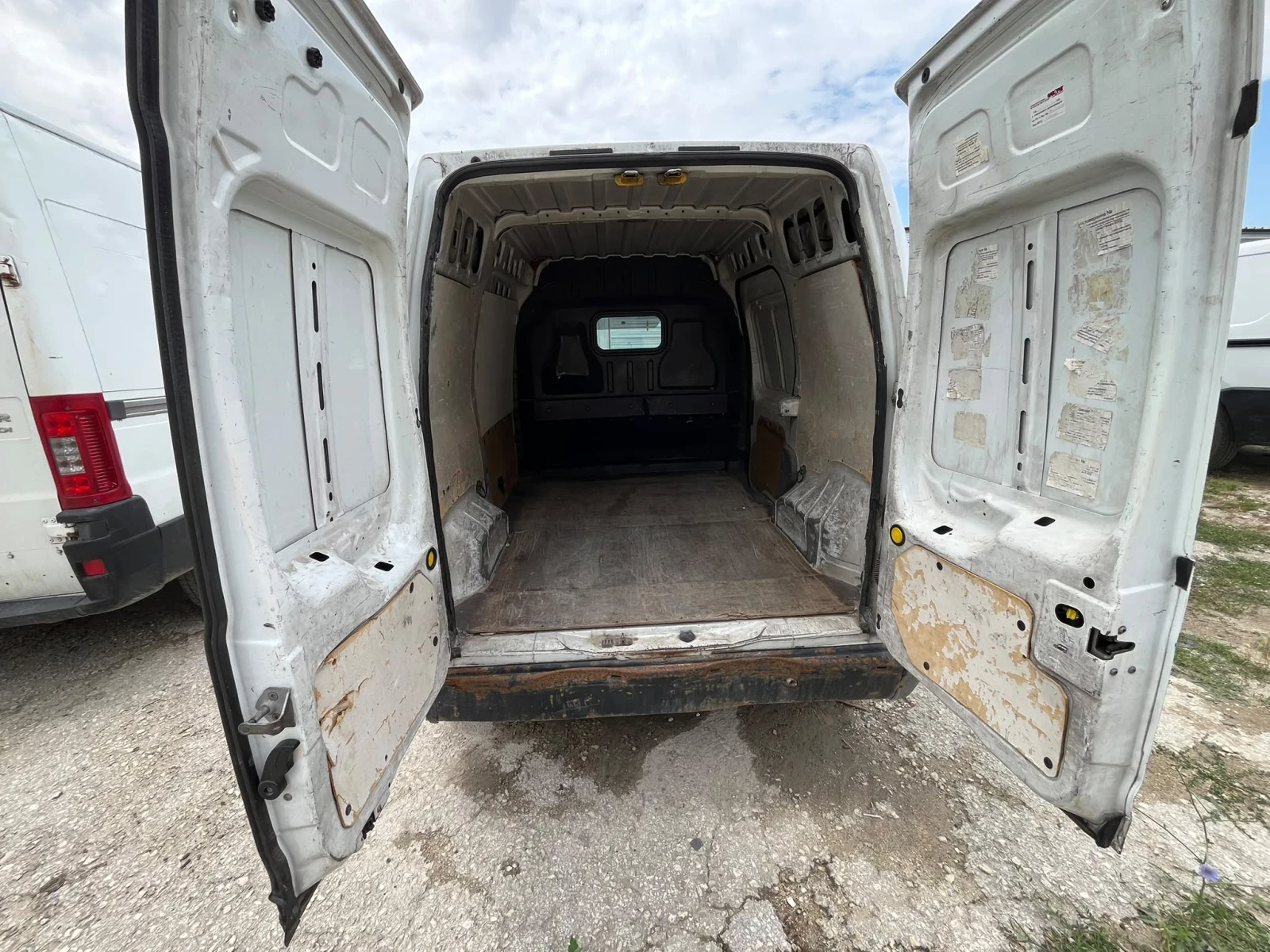 Ford Courier, снимка 10 - Автомобили и джипове - 55153034