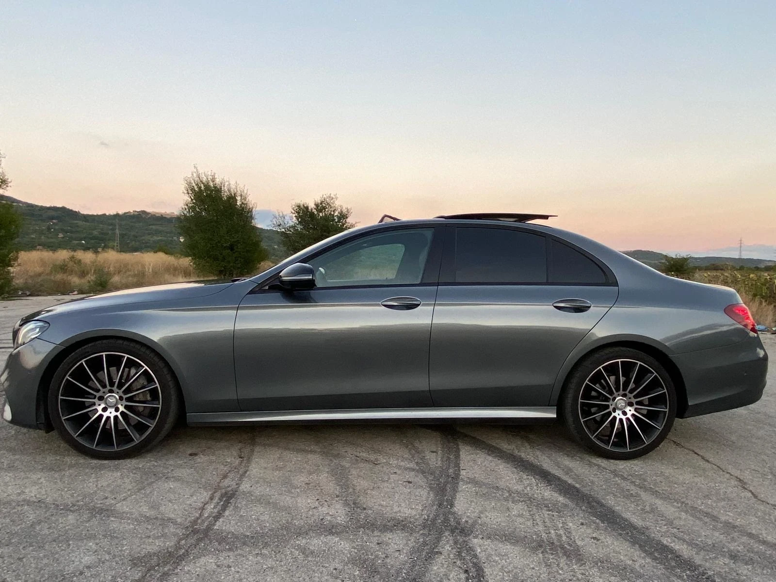 Mercedes-Benz E 350 Без предишен удар, Германия, реални км, снимка 4 - Автомобили и джипове - 55212970