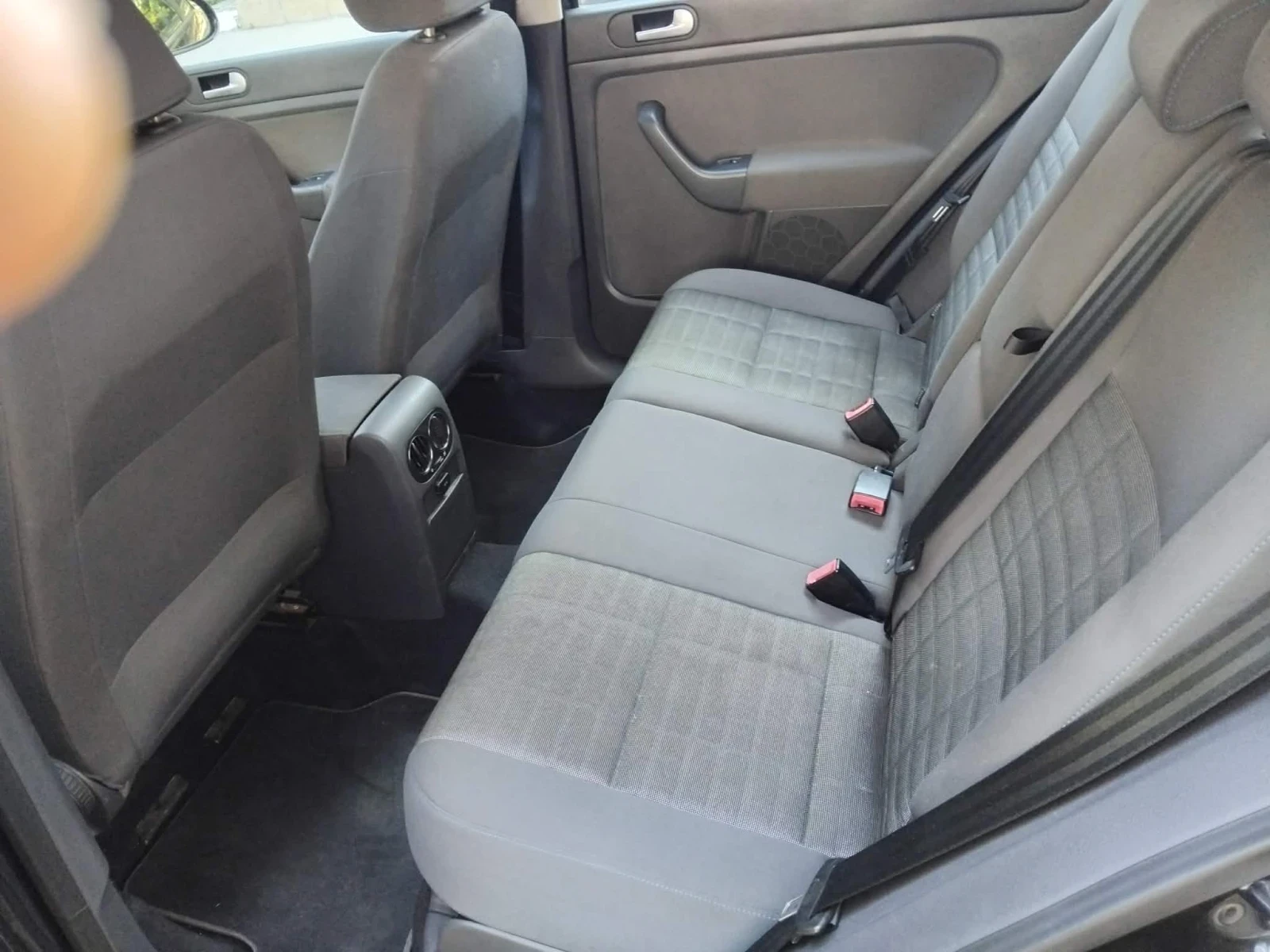 VW Golf, снимка 14 - Автомобили и джипове - 56350480