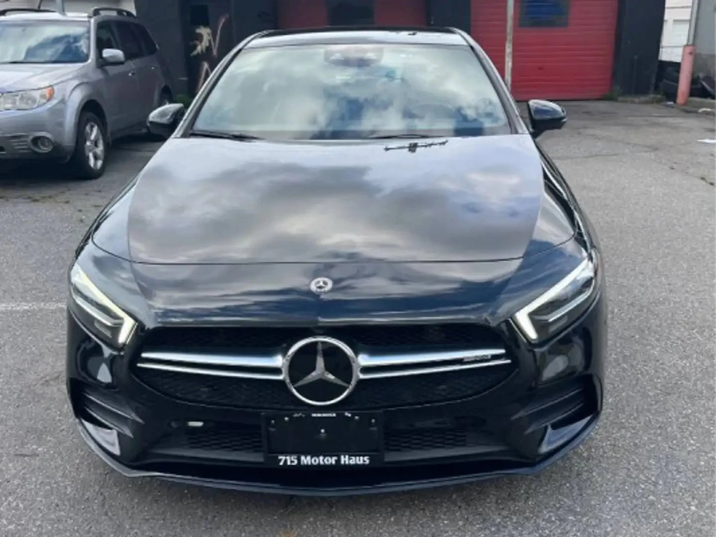 Mercedes-Benz A 35 AMG BURMESTER Цена до България & АвтоКредит, снимка 2 - Автомобили и джипове - 56119208