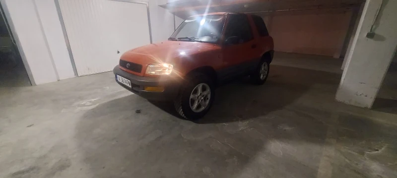 Toyota Rav4 2.0, снимка 4 - Автомобили и джипове - 48505207