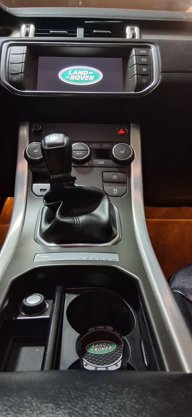 Land Rover Range Rover Evoque, снимка 9 - Автомобили и джипове - 52108929