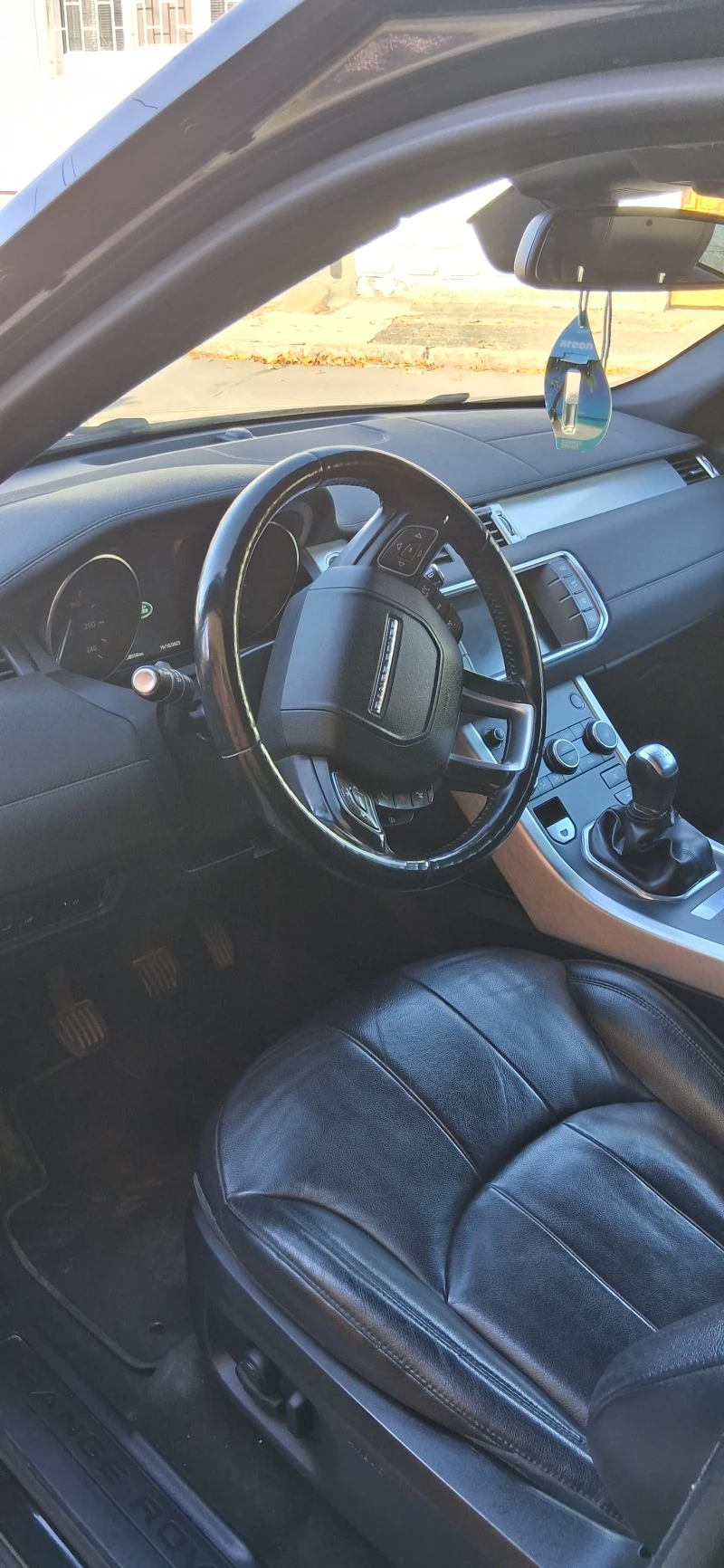 Land Rover Range Rover Evoque, снимка 11 - Автомобили и джипове - 52108929