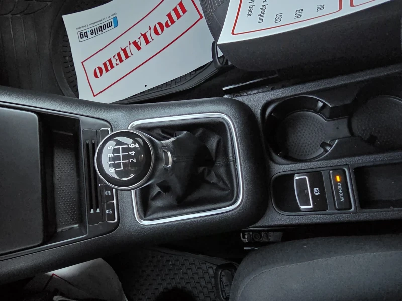 VW Tiguan 1.4tsi, cross, 6 скорости, Евро 5b, снимка 12 - Автомобили и джипове - 52383064