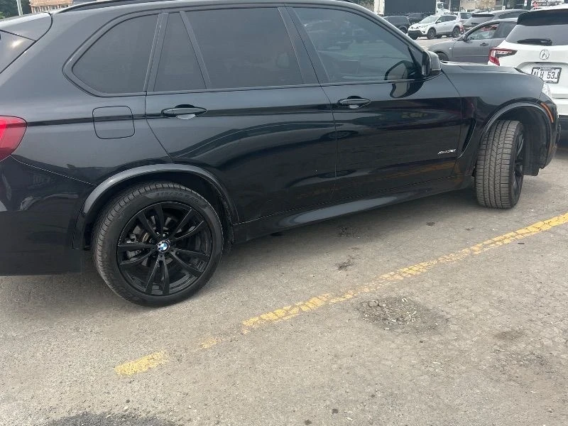 BMW X5 M-pkg* Shadow* Harman/Kardon* Soft-Close* HUD* Key, снимка 4 - Автомобили и джипове - 53853205