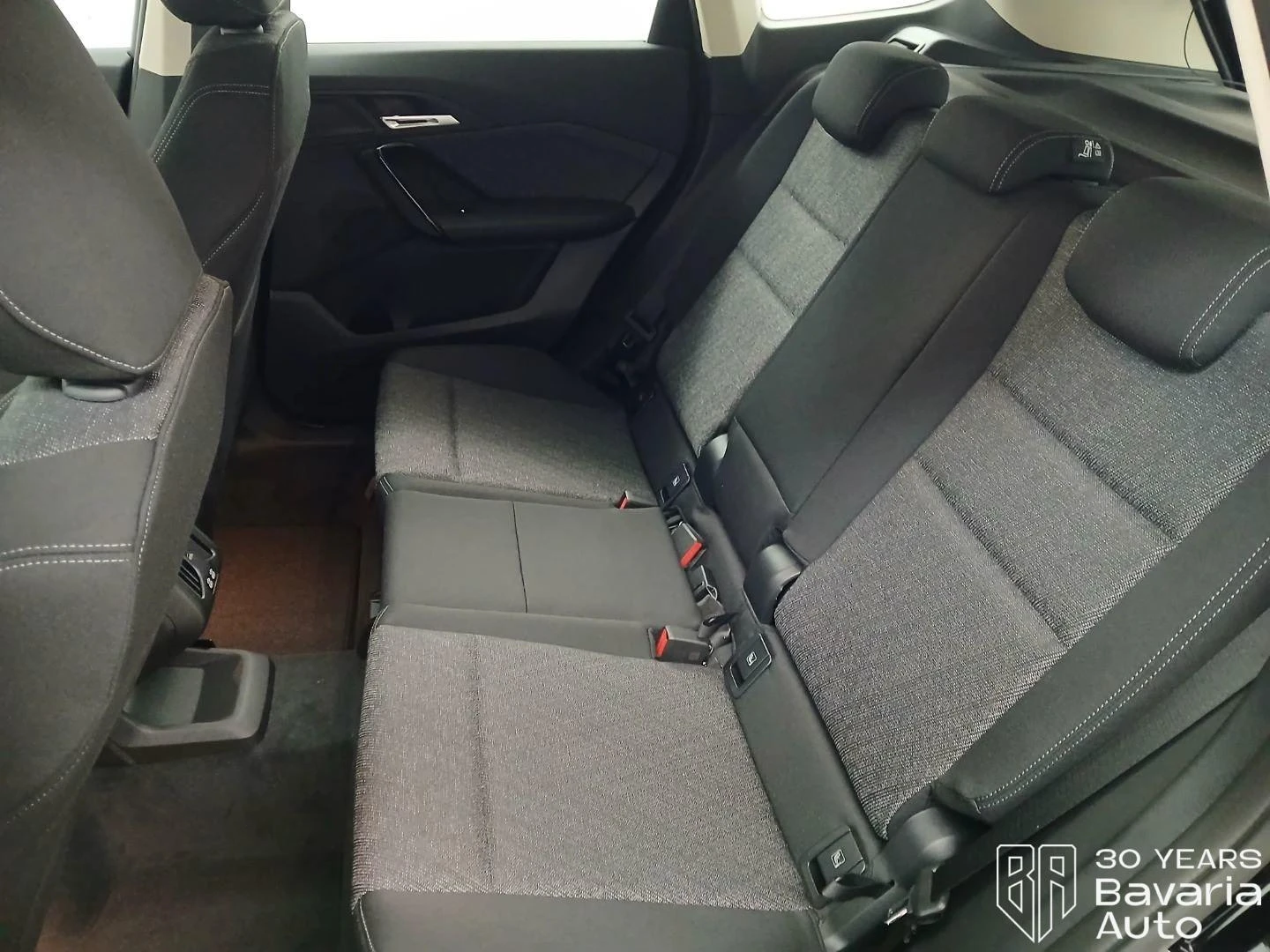 BMW X1 18d sDrive Steptronic - изображение 8