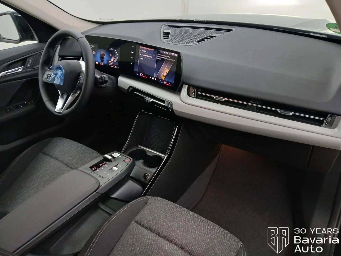 BMW X1 18d sDrive Steptronic - изображение 7