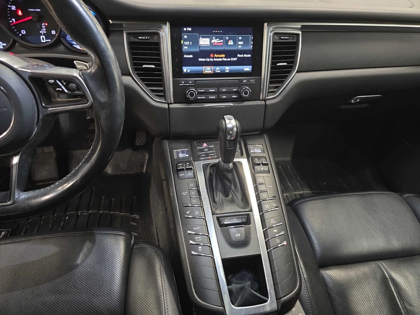 Porsche Macan 2.0L TURBO PDK AWD  - изображение 7