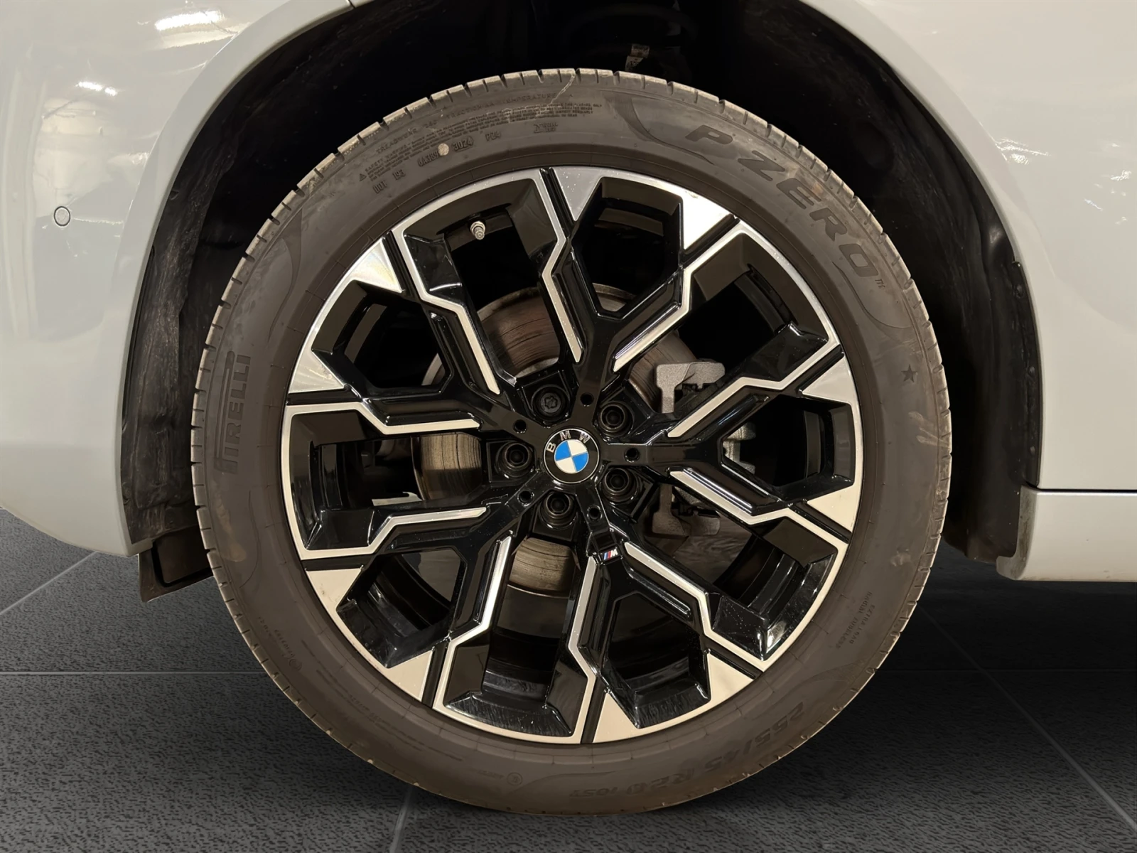 BMW X3 20 xDrive - изображение 5