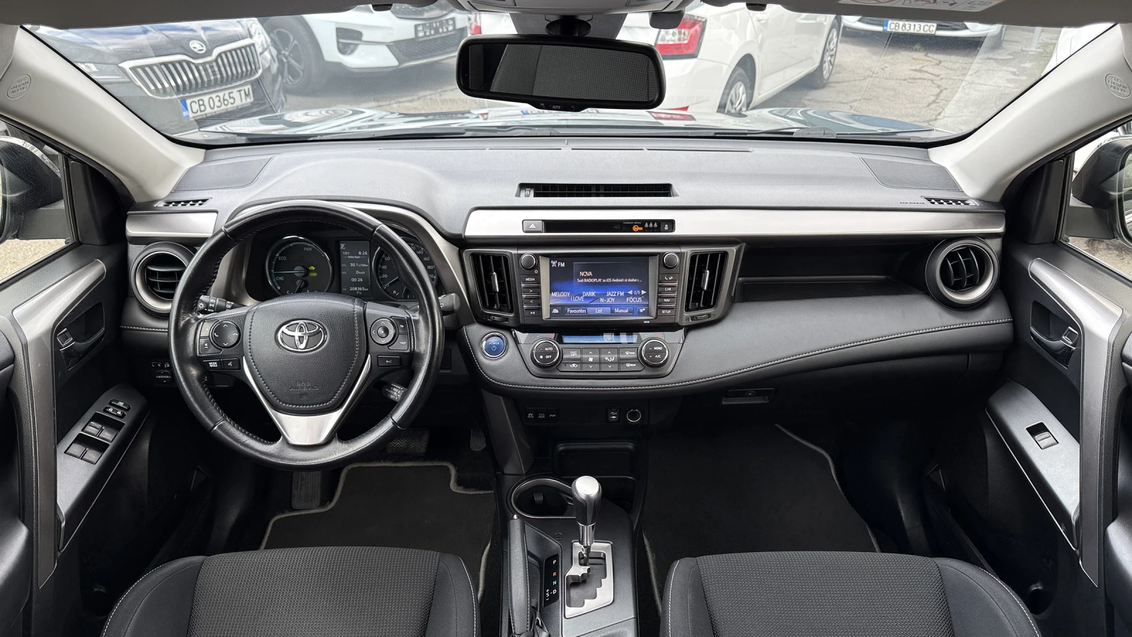 Toyota Rav4 2.5 Hybrid, снимка 7 - Автомобили и джипове - 54081225