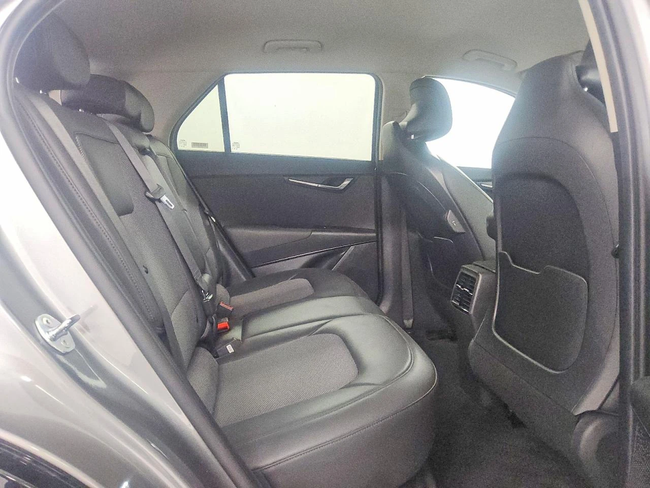 Kia Niro 0.0l Ev Wind, снимка 11 - Автомобили и джипове - 54903040