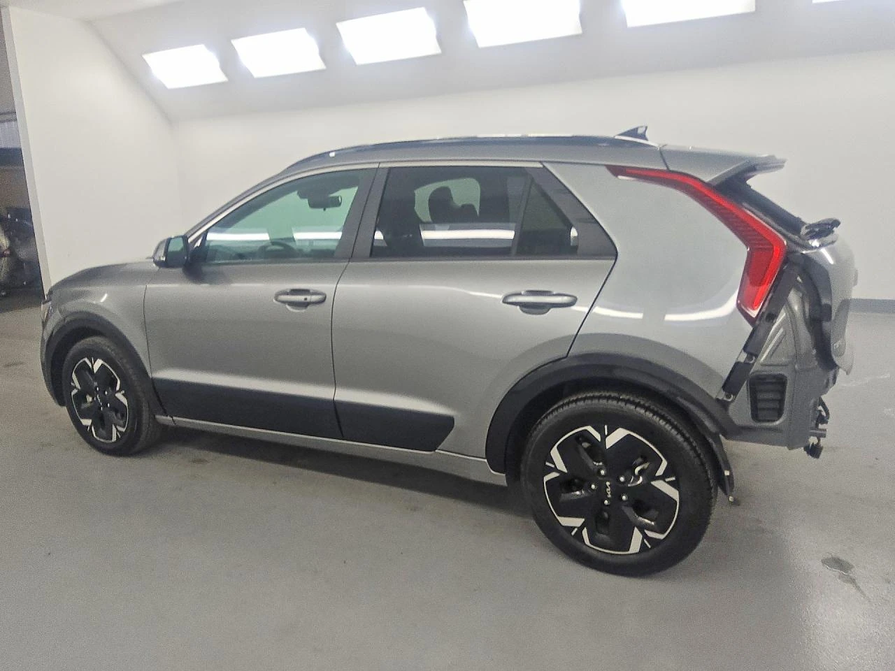 Kia Niro 0.0l Ev Wind, снимка 2 - Автомобили и джипове - 54903040