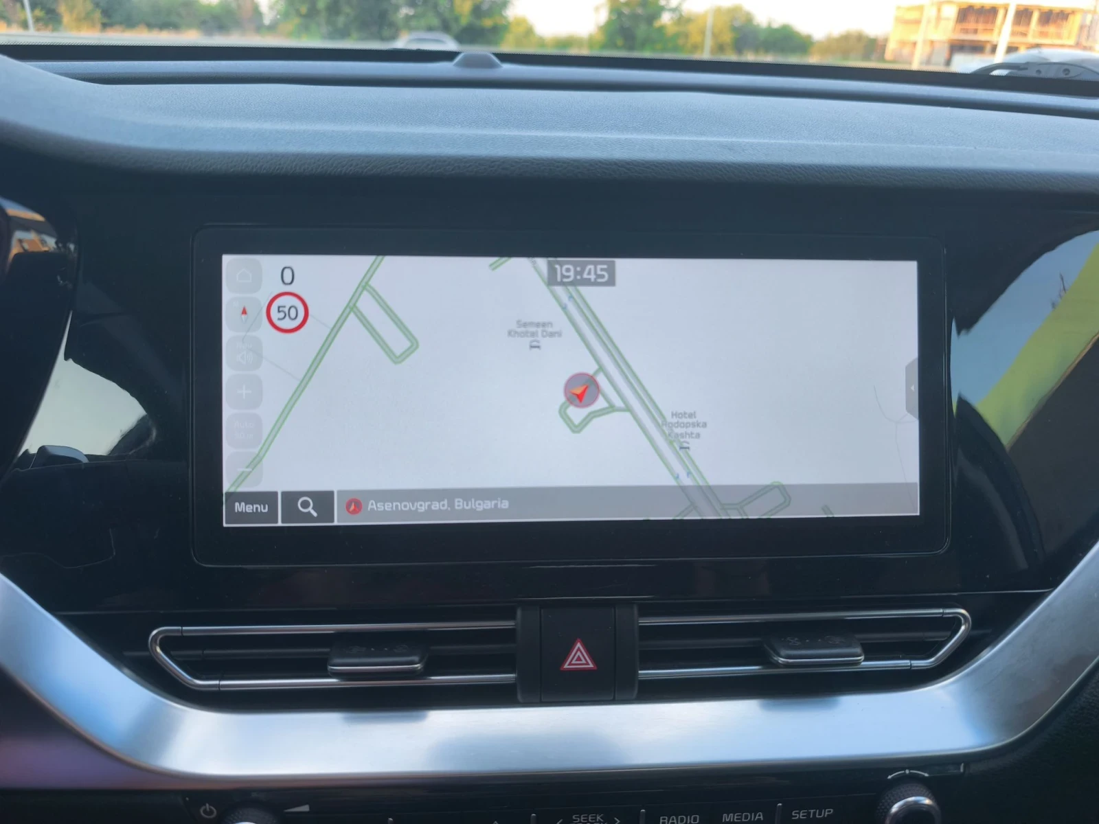 Kia Niro 1.6HYBRID  FULL SERVICE IN KIA NEW !!!, снимка 8 - Автомобили и джипове - 55729982