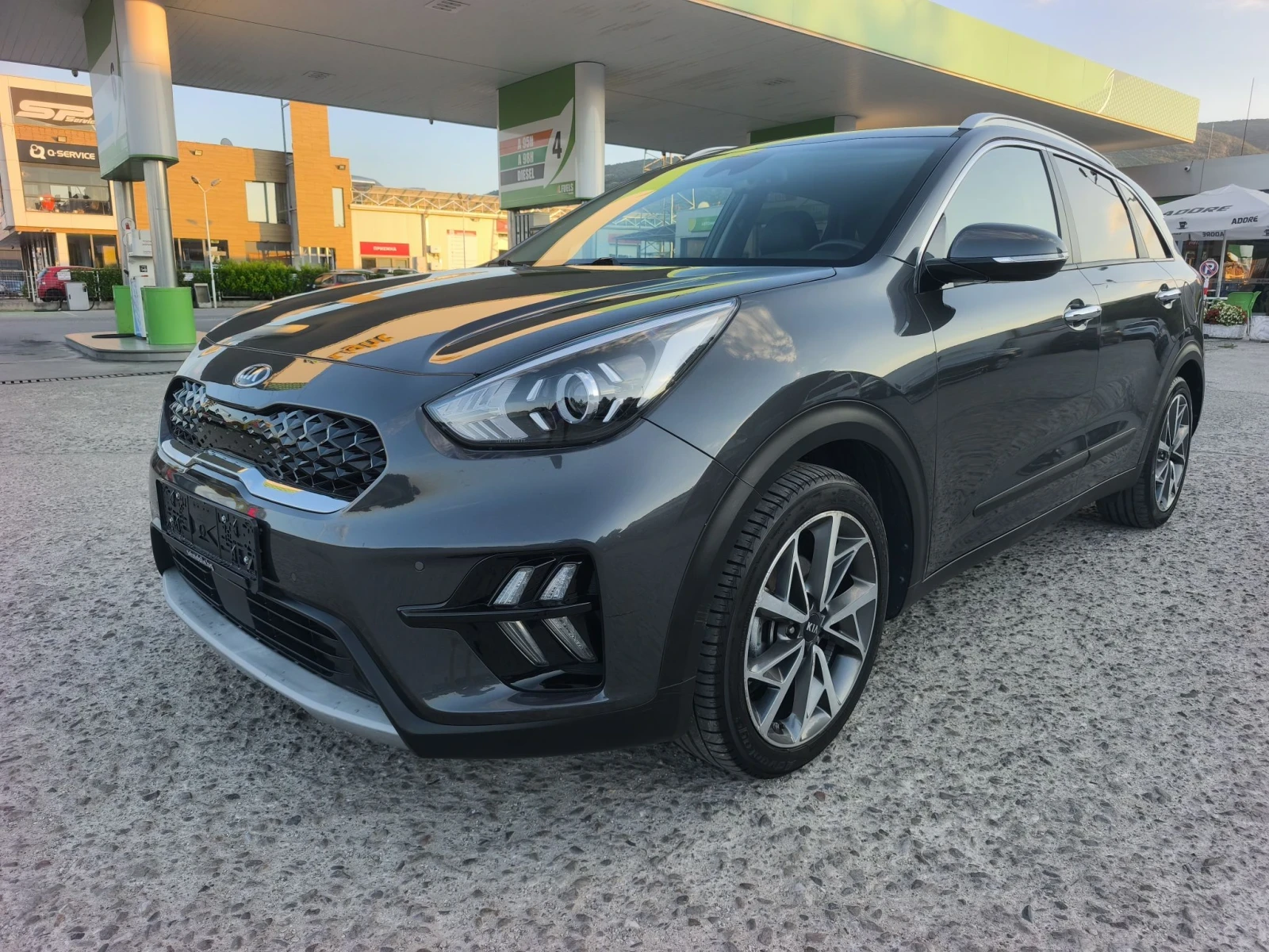 Kia Niro 1.6HYBRID  FULL SERVICE IN KIA NEW !!!
