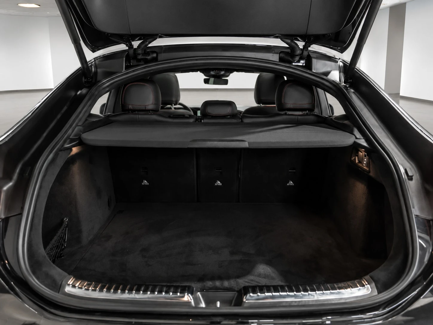 Mercedes-Benz GLE 53 4MATIC  2 ЧИФТА ГУМИ / ЦЕНА ДО БЪЛГАРИЯ , снимка 12 - Автомобили и джипове - 55897004