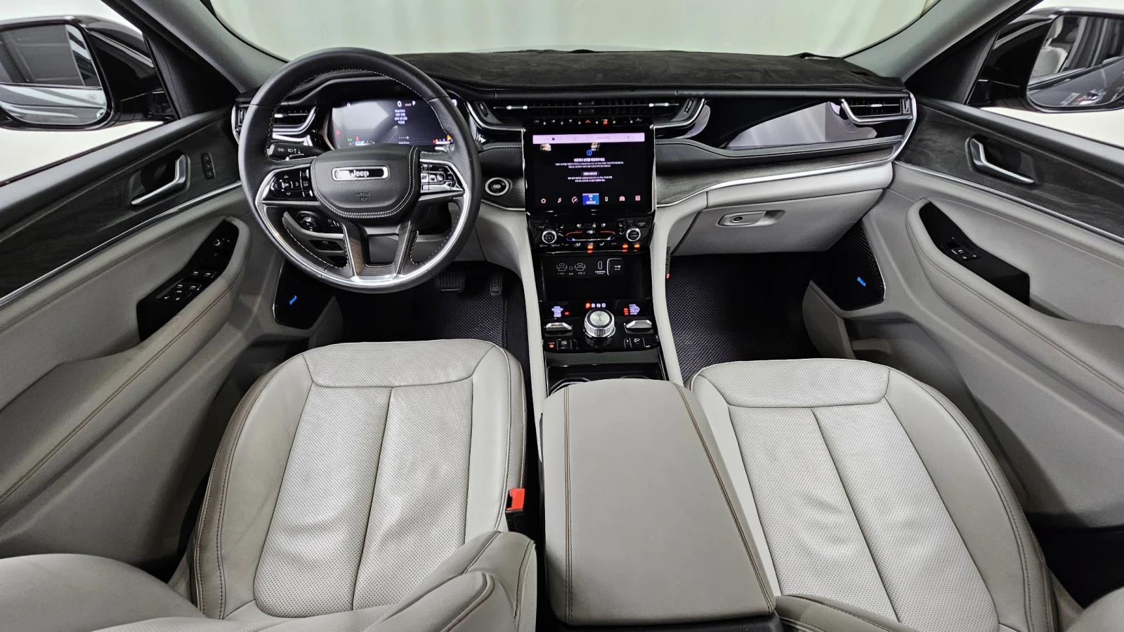Jeep Grand cherokee OVERLAND L ' DISTRONIC ' ����� ' ����� | Mobile.bg � ����������� 7