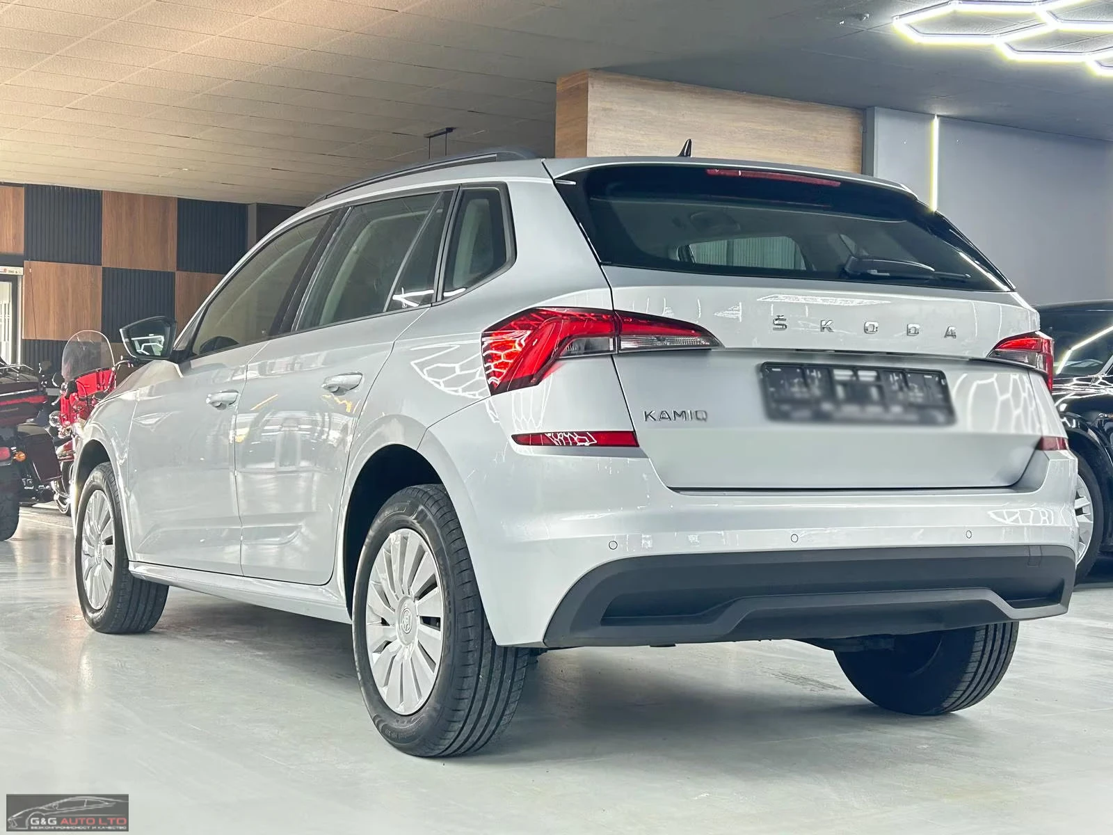 Skoda Kamiq ACTIVE/110HP/CPLAY/NAVI/LED/ACC/666q, снимка 3 - Автомобили и джипове - 55940001