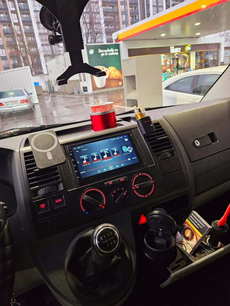 VW T5, снимка 8 - Бусове и автобуси - 52486690