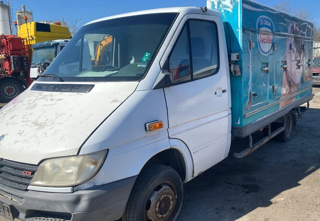 Mercedes-Benz 413, снимка 1