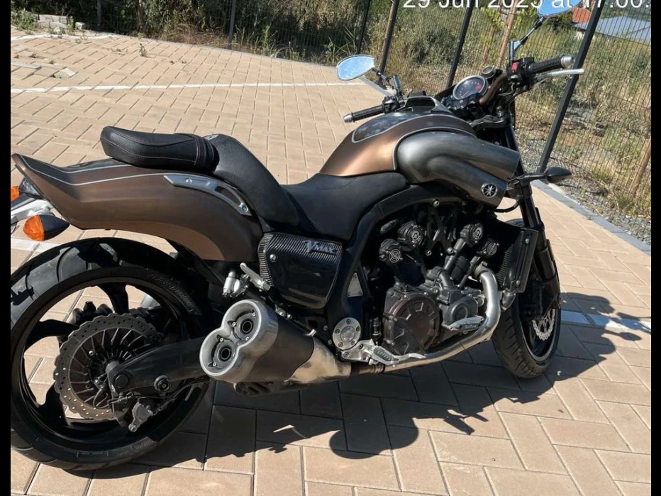 Yamaha V-Max 1700
