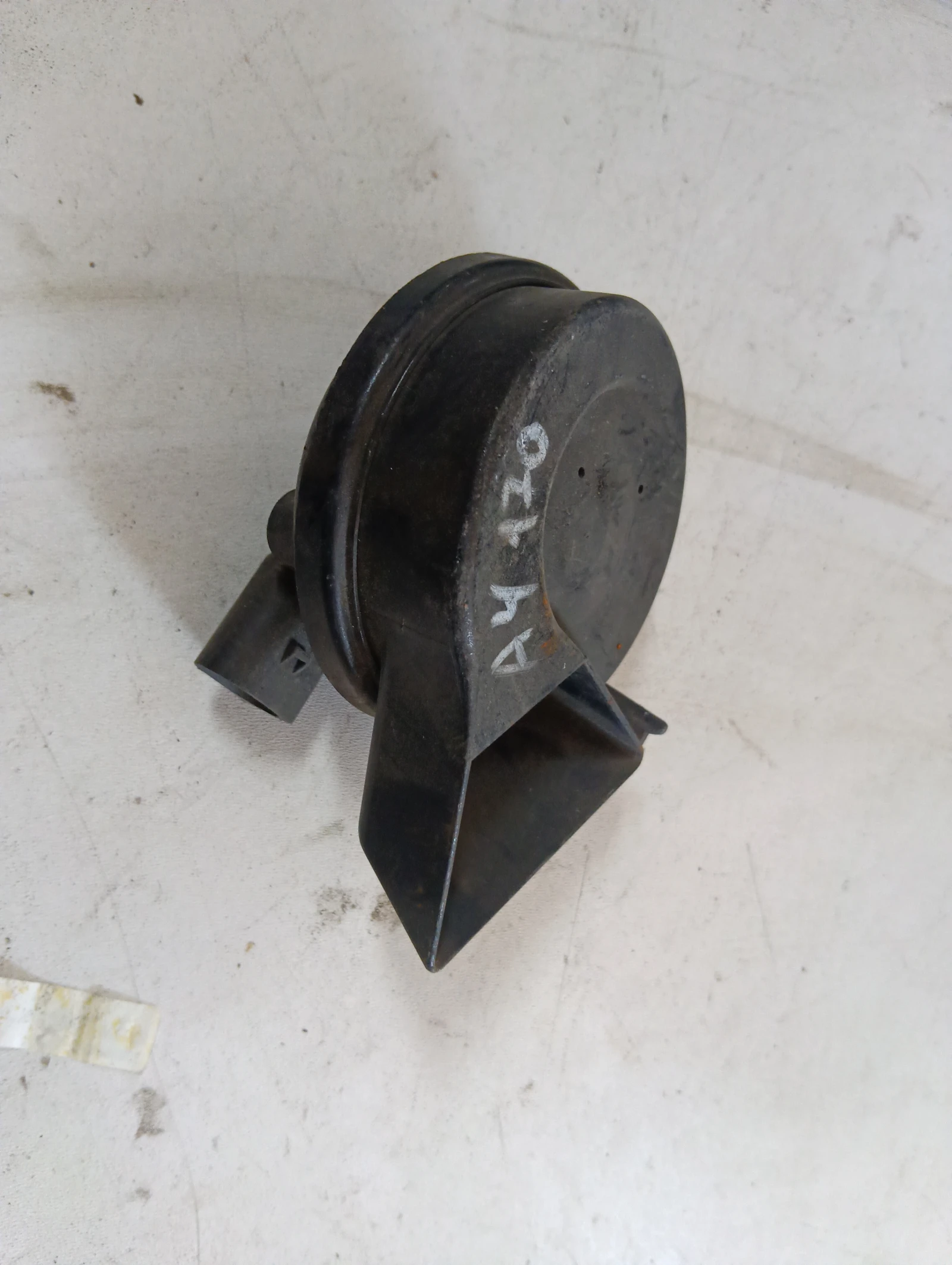 клаксон 8E0951223A Audi A4