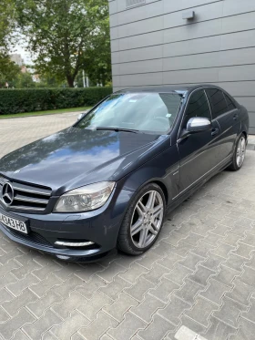 Mercedes-Benz C 320, снимка 2