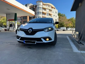     Renault Scenic Initiale Paris