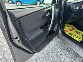 Toyota Auris 1.8HYBRID - 8500 € / 16624.56 лв. - 77992727 11
