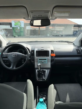 Toyota Corolla verso - 4000 € / 7823.32 лв. - 76677311 6