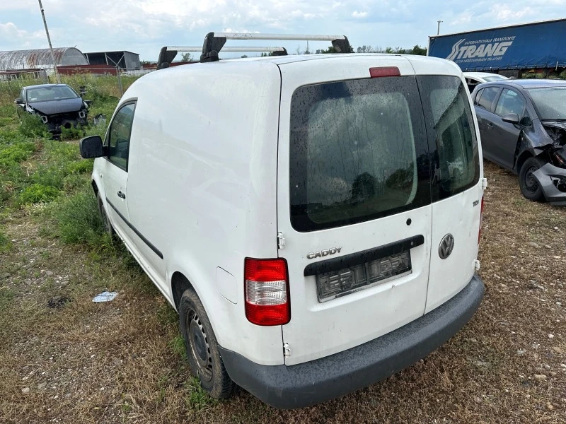 VW Caddy 1.9TDI, снимка 5 - Автомобили и джипове - 41358853