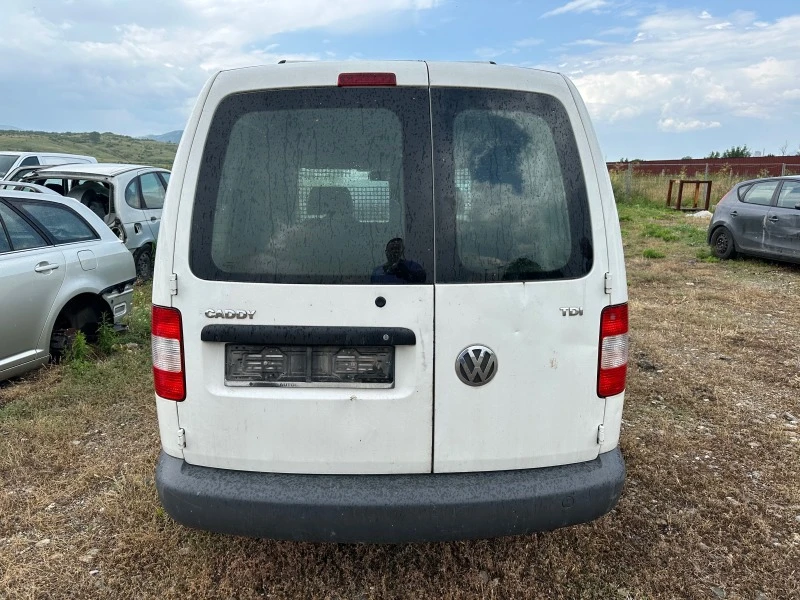 VW Caddy 1.9TDI, снимка 3 - Автомобили и джипове - 41358853